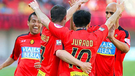 Jurado, Varela, Nunes y Arango celebran un gol | RCD Mallorca