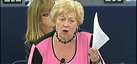 La eurodiputada del PPE, Astriod Lullig, que ha pedido que se devuelva el texto.