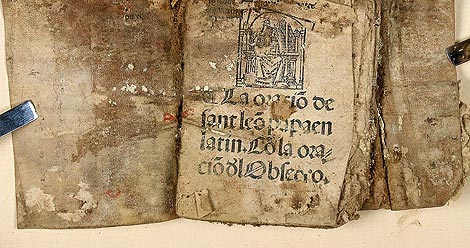 Bula conservada en pergamino que data de 1484. | F. Pealosa