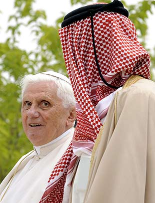 El Papa en su visita a Jordania.
