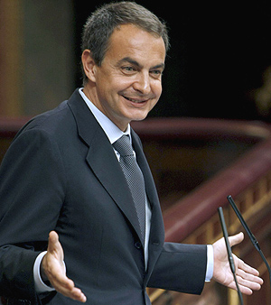 Zapatero durante el Debate en el Congreso | Efe