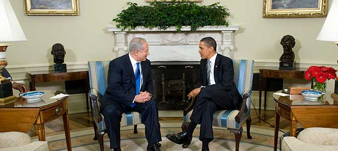 Obama y Netanyahu, durante el encuentro que han mantenido en el Despacho Oval. | Afp