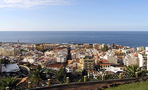 Una vista del Puerto de la Cruz, Tenerife. | Jens Steckert