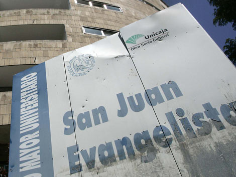 Fachada del colegio mayor San Juan Evangelista | Diego Sinova