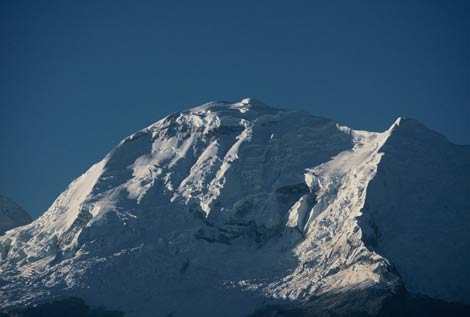 El pico Huascarn, en Los Andes. | Florian Ederer