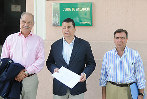 Los diputados del PP Jorge Ramos, Antonio Sanz y Jos Luis Rodrguez. | EM