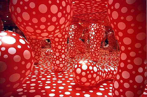 'Dots Obsession', obra del artista japons Yayoi Kusama. | Efe