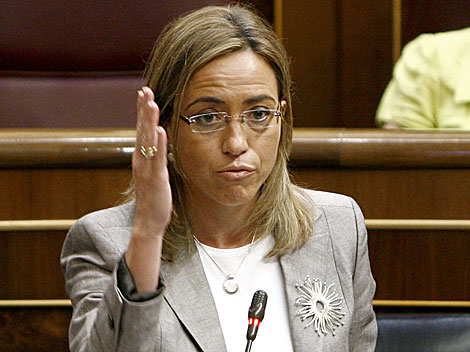 La ministra de Defensa, Carme Chacón, en el Congreso de los Diputados. | Alberto di Lolli