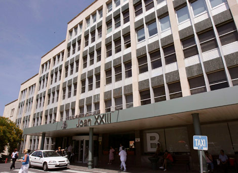Fachada el Hospital Joan XXIII de Tarragona, donde est ingresado el paciente. | EFE