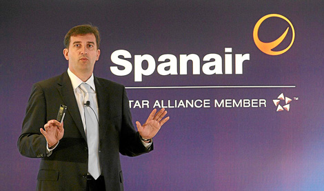 Ferran Soriano, presidente de Spanair, en una conferencia. | Antonio Moreno