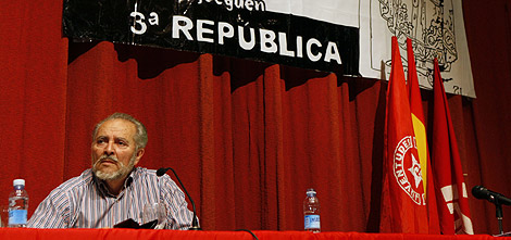 Anguita, durante una conferencia el 14 de abril en la Complutense. | Sergio Gonzlez