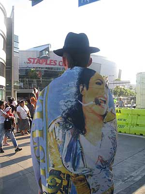 El alemn Alexander Greve, a las puertas del Staples Center de Los ngeles. | C. F.