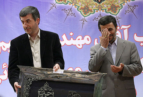 Ahmadinejad y Mashaei esta misma semana. | Reuters