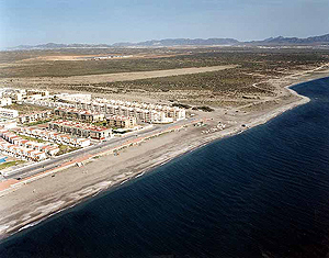 Vista de la Playa de Retamar, en Almería | MMA