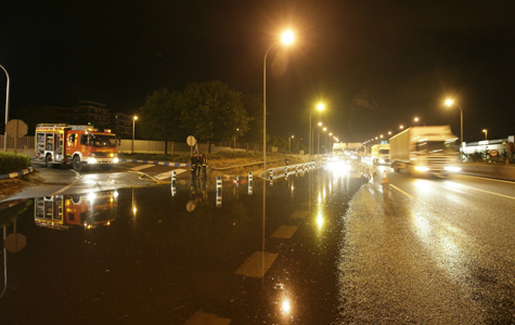 Las aguas inundaron las calles de Valdemoro, en la Comunidad de Madrid | Efe