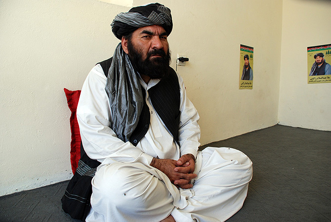 El mul Rockety, en su oficina en Kabul. | Mnica Bernab