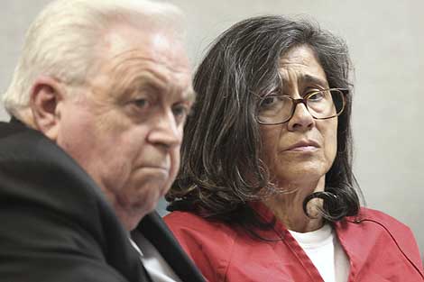 Nancy Garrido y su abogado, Gilbert Maines. | AP