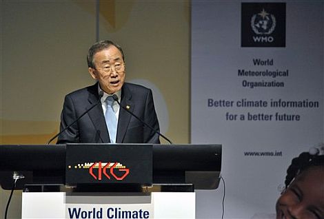 Ban Ki-moon en su discurso durante la cumbre celebrada en Ginebra. | AP Photo.