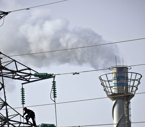 Emisiones contaminantes en una fbrica de China. | AP