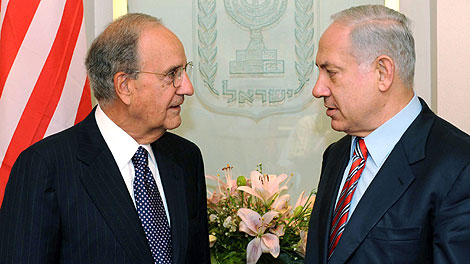 George Mitchell y Benjamin Netanyahu, en Jerusaln. | Efe