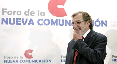 El consejero delegado de Prisa, Juan Luis Cebrin , antes de su intervencin en el Foro de la Nueva Comunicacin. (Foto: Efe)