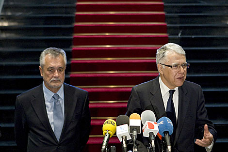 Grin y el primer ministro marroqu en una rueda de prensa conjunta en Rabat. | Efe