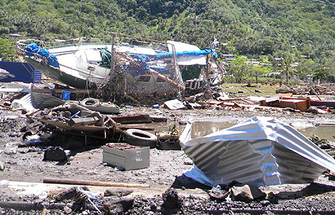 Destrozos causados por el 'tsunami' en la Samoa americana. | Reuters