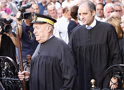 El presidente valenciano, Francisco Camps, en el Tribunal de las Aguas. | Jos Cullar