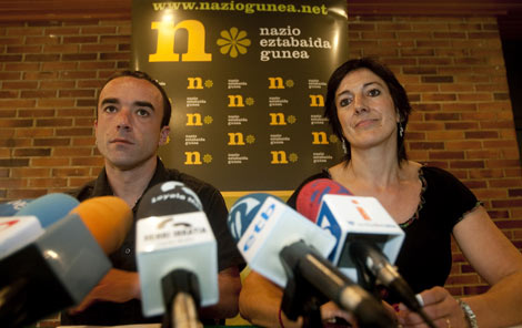 Mikel Irastorza y Maite Albistegi, durante la rueda de prensa en San Sebastin. | Justy