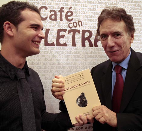 Csar Tejedor y Henri Pea-Ruiz durante la presentacin del libro. / Enrique Carrascal