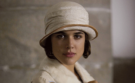 Adriana Ugarte, protagonista de 'La Seora', en la que interpreta a Victoria. (Foto: TVE)