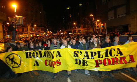Marcha por el centro de Barcelona por las cargas contra universitarios | S. Cogolludo