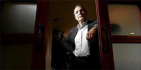 El presidente de RTVE, Luis Fernández, prepara su salida de la Corporación. (Foto: B. Rivas)
