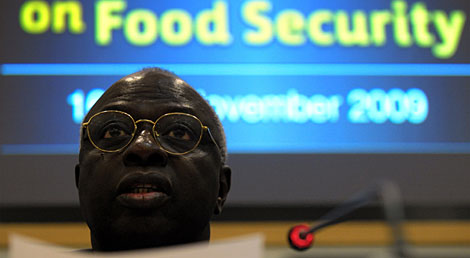 Diouf, durante la rueda de prensa. | AFP