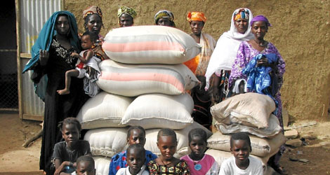 Una entrega de alimentos a los habitantes de Mali | El Mundo