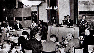 Imagen de la primera reunión del Grupo Bilderberg en 1954.