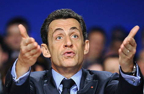 El presidente Nicols Sarkozy durante un mitin el pasado martes en Pars. | Reuters