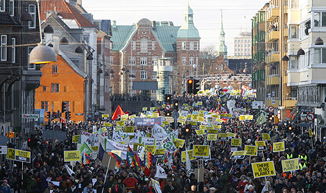 Manifestantes en la marcha convocada en Copenhague. | Reuters