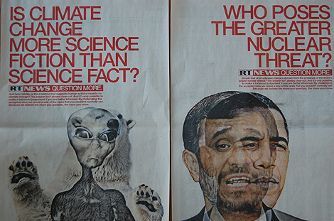 Dos anuncios de RT News, sobre el cambio climtico y la amenaza nuclear. (Foto: E. S.)
