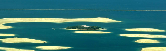 Slo una de las 300 islas del planisferio est edificada. | AFP