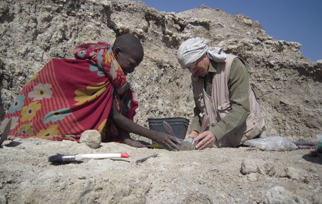 El paleontólogo español, en el yacimiento de Tanzania. |Manuel Domíguez-Rodrigo