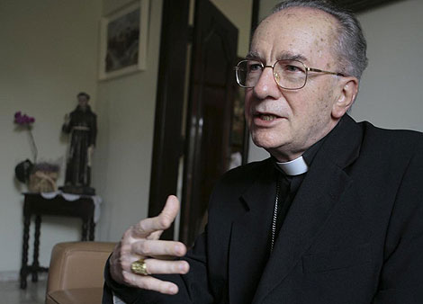 El cardenal Claudio Hummes, en una rueda de prensa en 2006. | Reuters