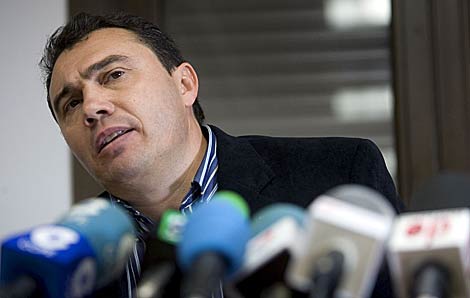 Juan Pedro Sánchez, alcalde de Yebra, tras el Pleno municipal del jueves. | Efe