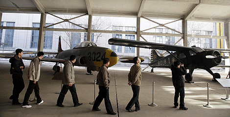 Aviones taiwaneses de fabricación estadounidense en el museo militar de Pekín. | | Ap