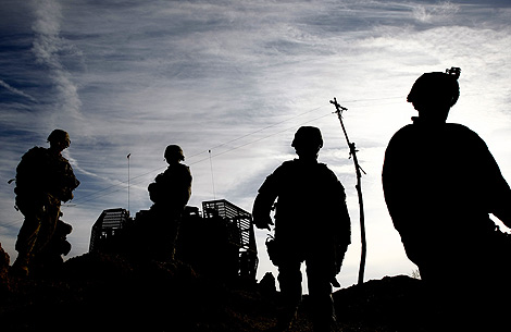 Soldados estadounidenses en la conflictiva provincia de Helmand, en el sur de Afganistn. | AP