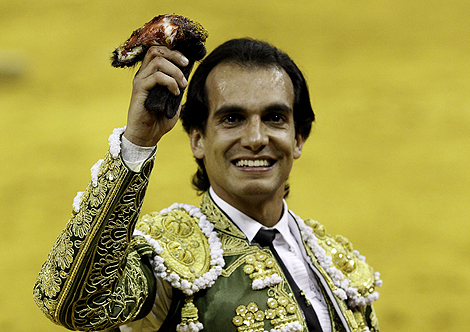 Leandro cort la nica oreja del festejo celebrado en el Palacio de Vistalegre. | G. Arroyo