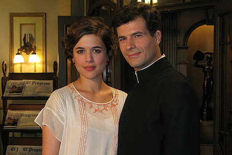 Adriana Ugarte y Rodolfo Sancho, protagonistas de 'La Seora'. (Foto: TVE)