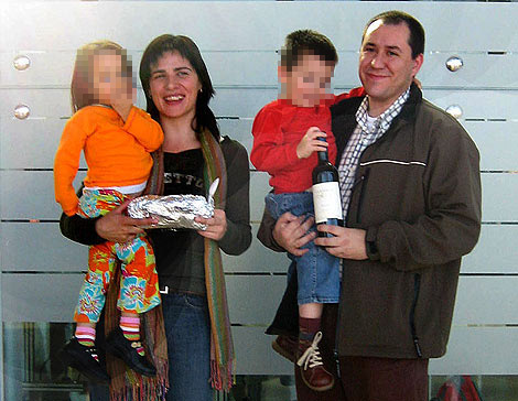 Imagen reciente de la familia desaparecida en Chile. | E.M.