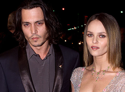 La pareja de Johnny Depp no se fía de Angelina Jolie | Gentes 