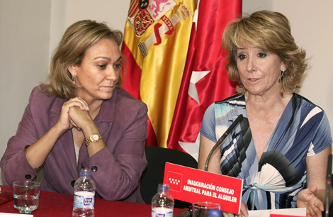 La consejera Ana Isabel Mariño y la presidenta madrileña, Esperanza Aguirre. | ELMUNDO.es